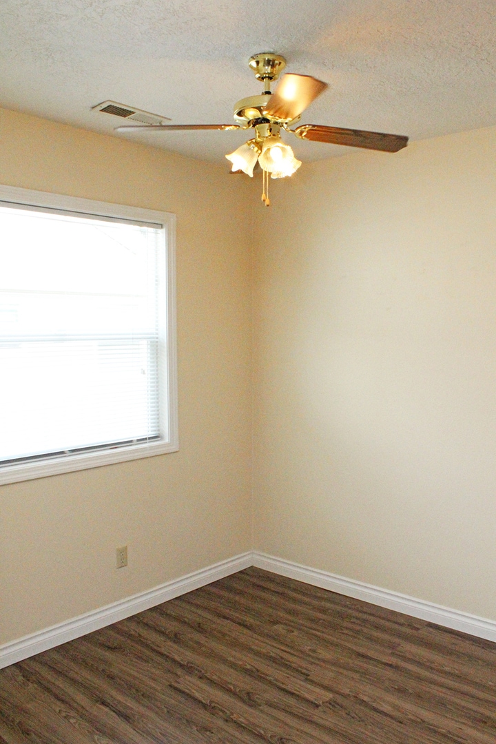 Building Photo - 3805-3805 SE Cesar Estrada Chavez Blvd