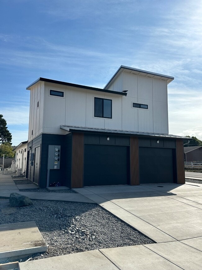 Building Photo - 3306 Jayce Ct