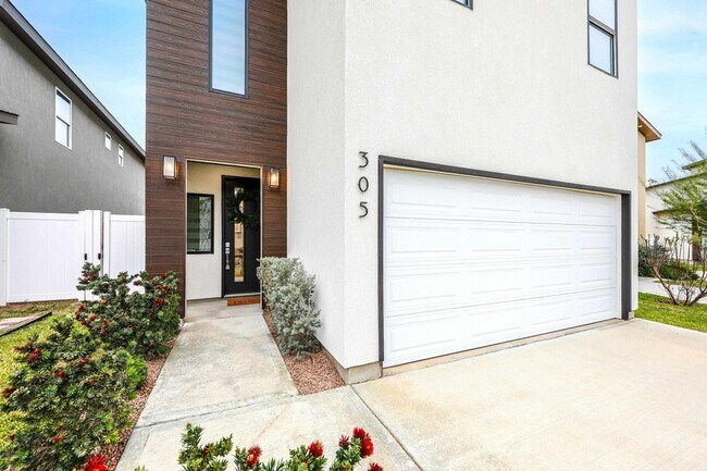 Building Photo - 305 Deer Path Lp