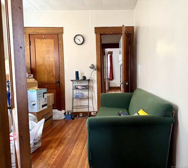 Building Photo - 32 Dayton St