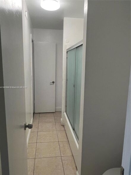 Building Photo - 1263 SW 46th Ave
