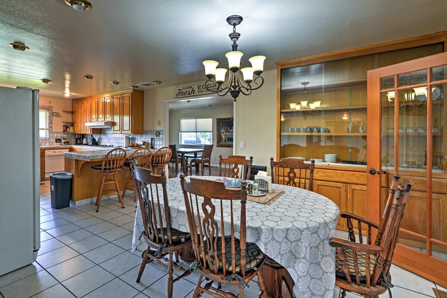 Building Photo - 10505 Center Ave