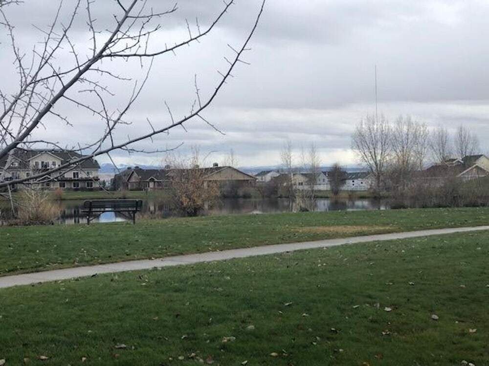 River rock park in trails just a few steps away - 468 W Shore Dr