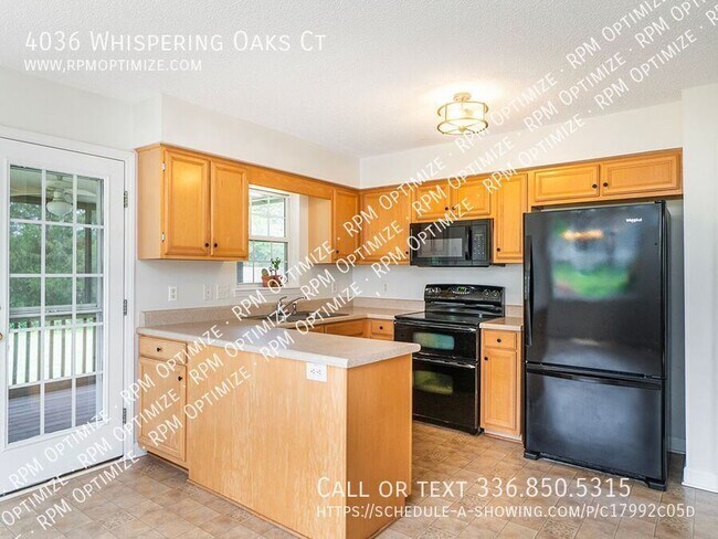 Building Photo - 4036 Whispering Oaks Ct