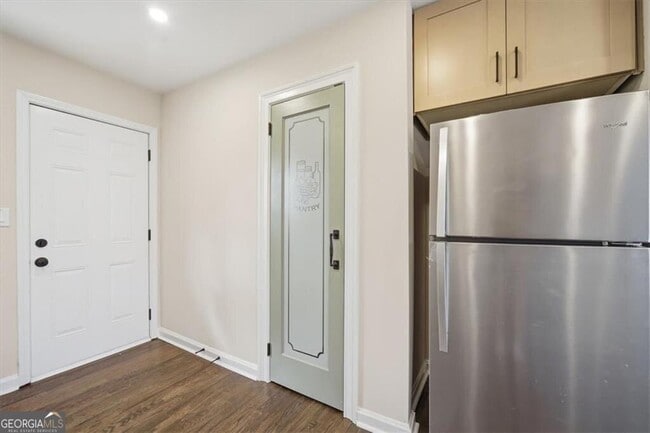Building Photo - 2283 Scotty Cir