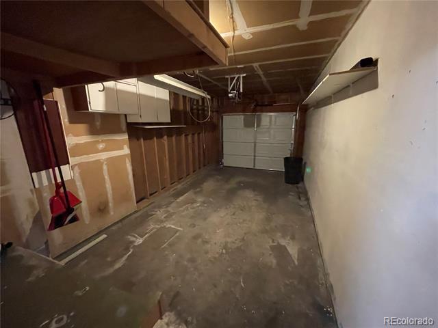 Building Photo - 4820 W 88th Pl