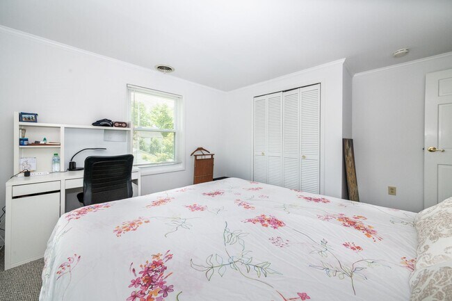 Building Photo - PALISADE