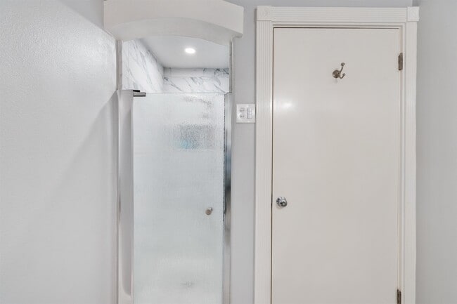 Building Photo - 817 Griner St