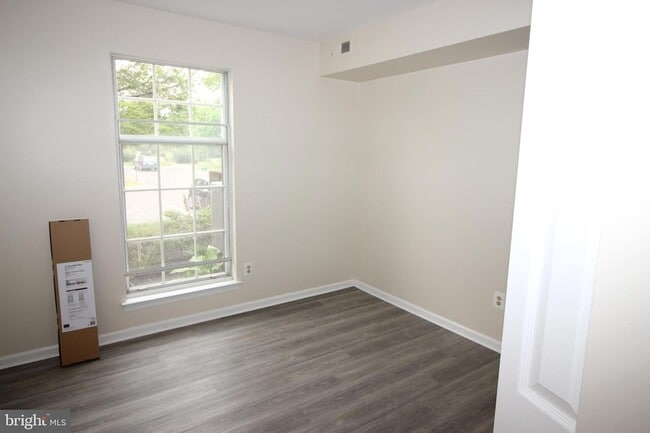 Building Photo - 1794 Bayley Ln