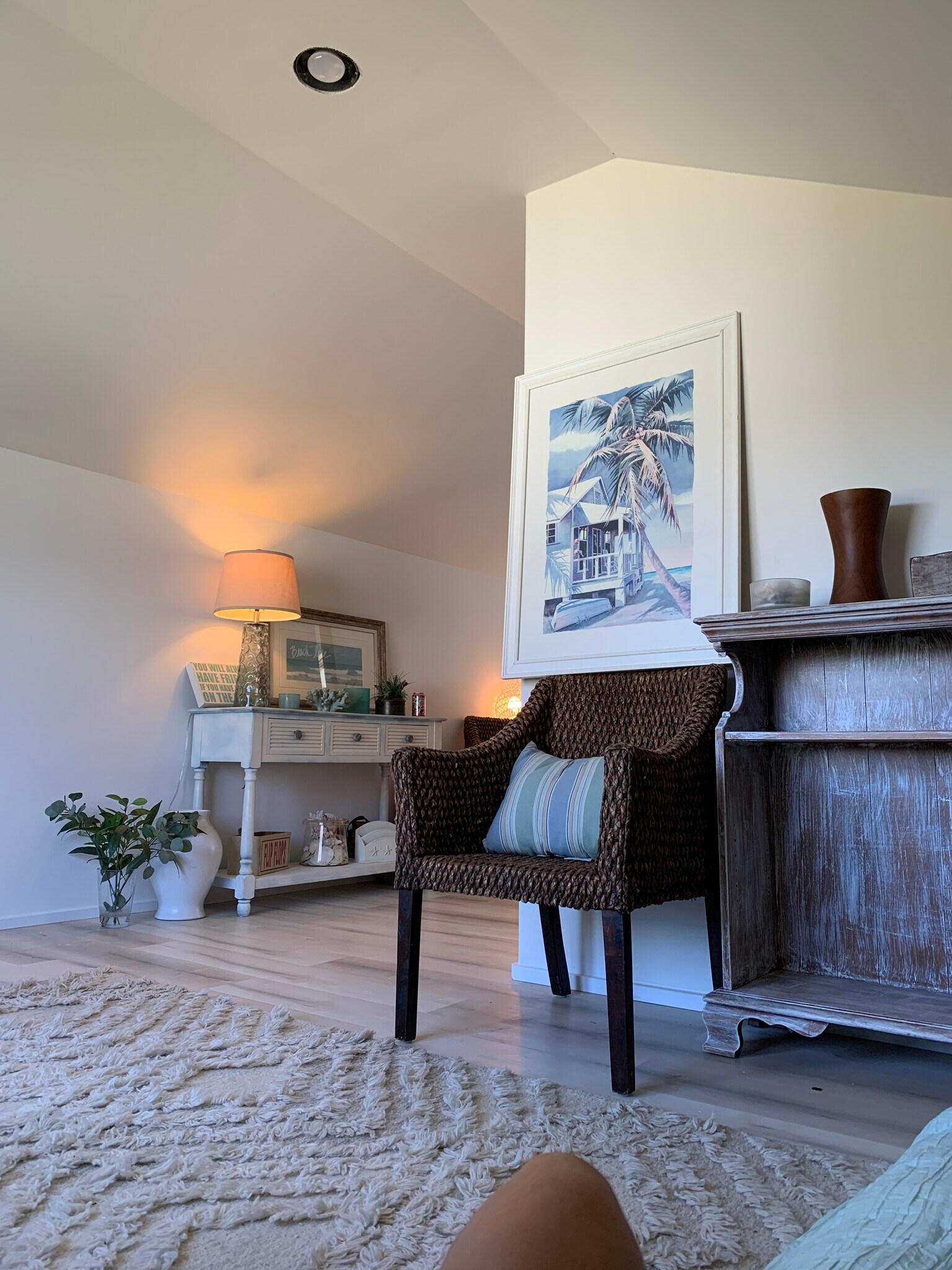 Building Photo - 850 Elrod Ave