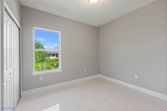 Building Photo - 524 Kingsbury Ln