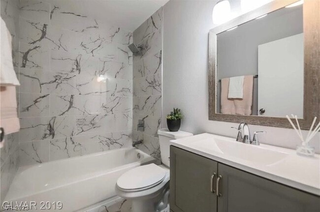 Building Photo - 1511 Living Desert Dr