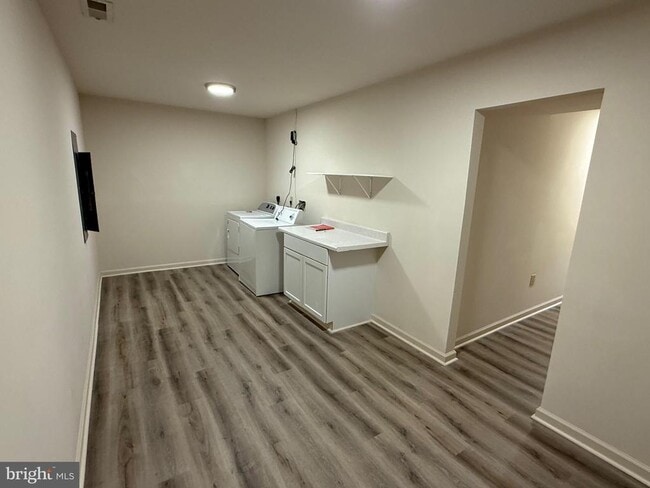 Building Photo - 10 Belladonna Ln