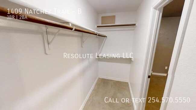 Building Photo - 1409 Natchez Trail