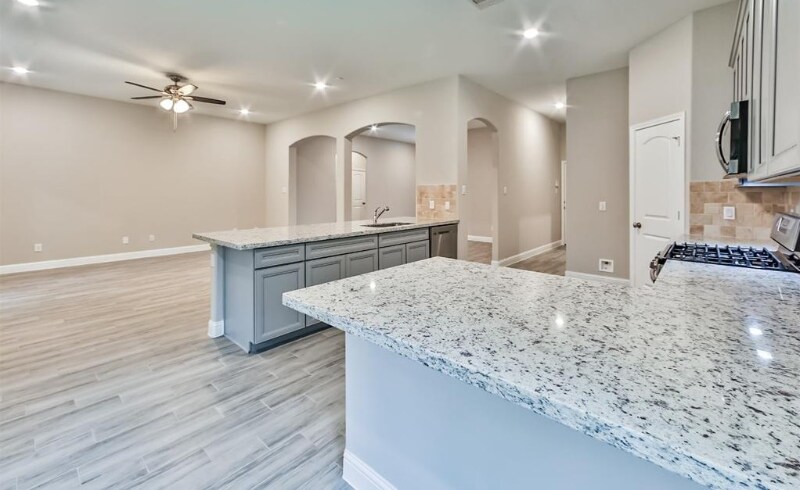 Building Photo - 1035 Carson Dr