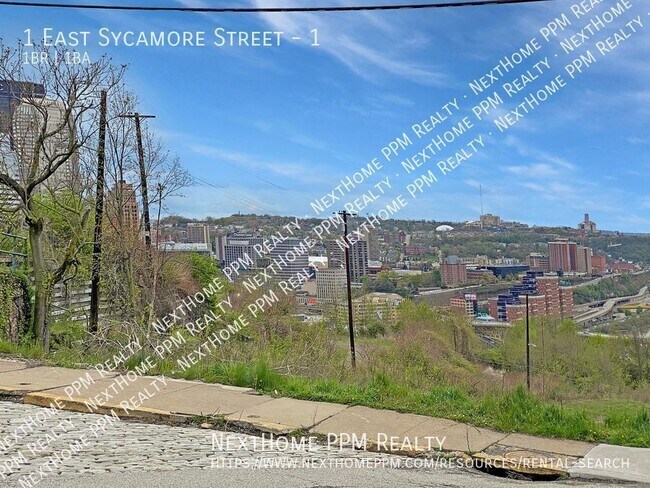 Building Photo - 1 E Sycamore St