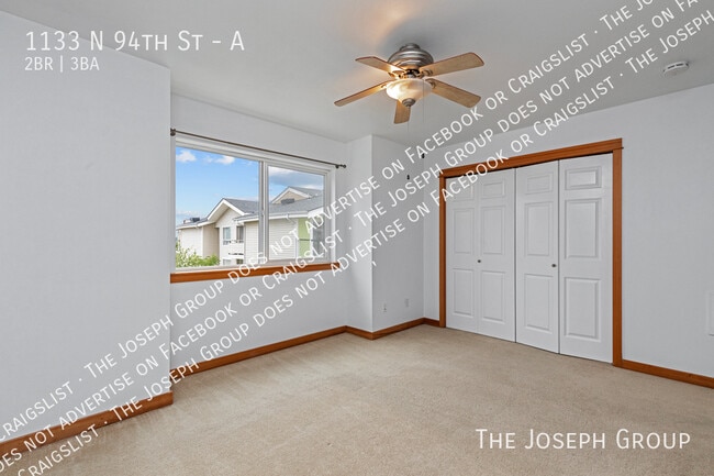 Building Photo - 1133 N 94th St