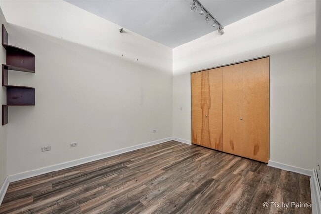 Building Photo - 1201 W Adams St