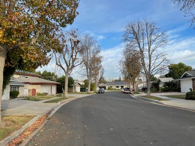 Building Photo - 13353 Killion St