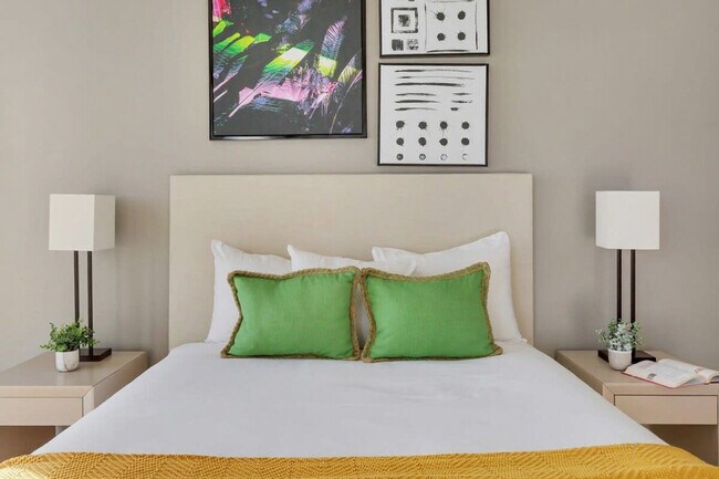 Building Photo - 4111 S Ocean Dr