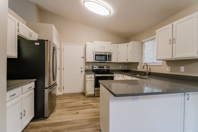 Building Photo - 3448 W 8200 S