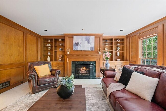 Building Photo - 80 Cliffcreek Trce NE