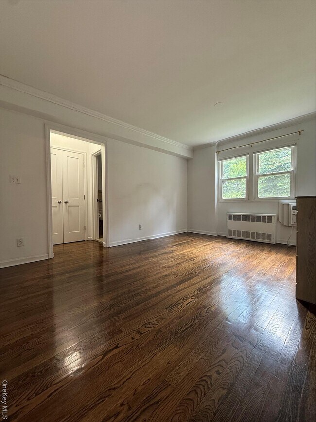 Building Photo - 103 Wiltshire Rd