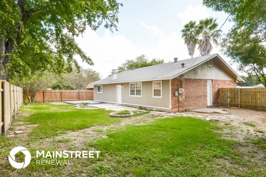 Primary Photo - 13503 Coleridge St
