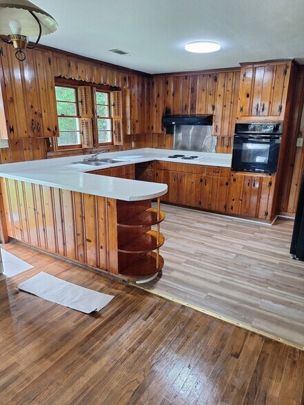 Building Photo - 575 Grenada Terrace