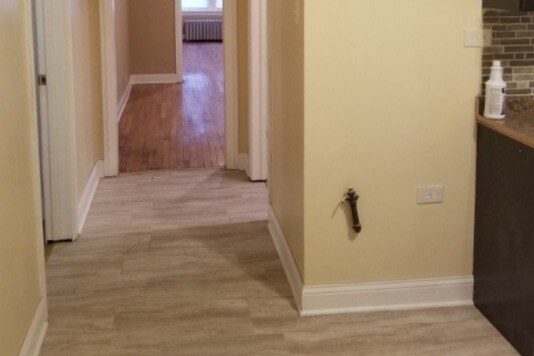 Building Photo - 638 E 92nd St