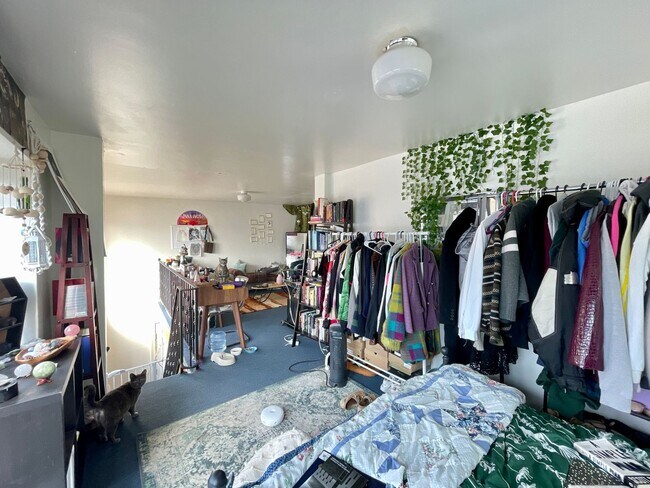 Building Photo - 416 N 31st St