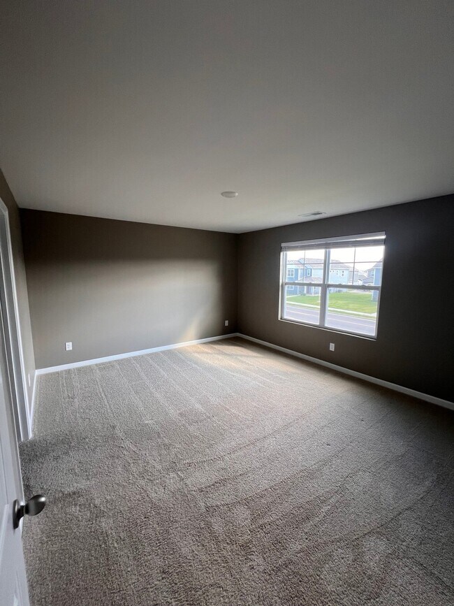 Building Photo - 1510 Ashgrove Pl