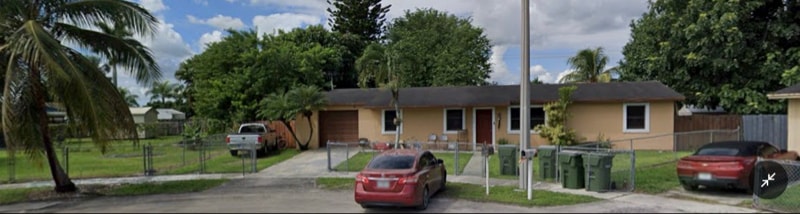 Building Photo - 384 SW 17th Terrace