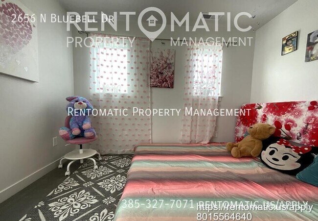 Building Photo - 2656 N Bluebell Dr