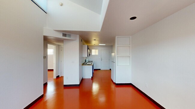 Building Photo - 3410 Vail Ave SE