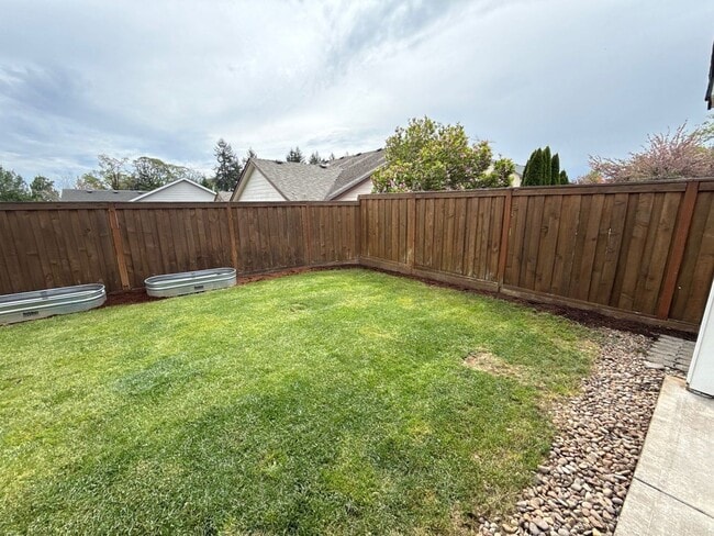 Building Photo - 5512 Murray St SE