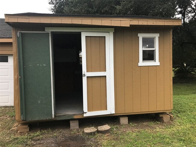 Building Photo - 4416 FM 2218 Rd