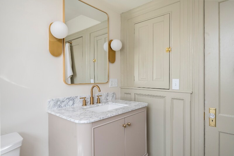 Building Photo - 294 Cole Ave