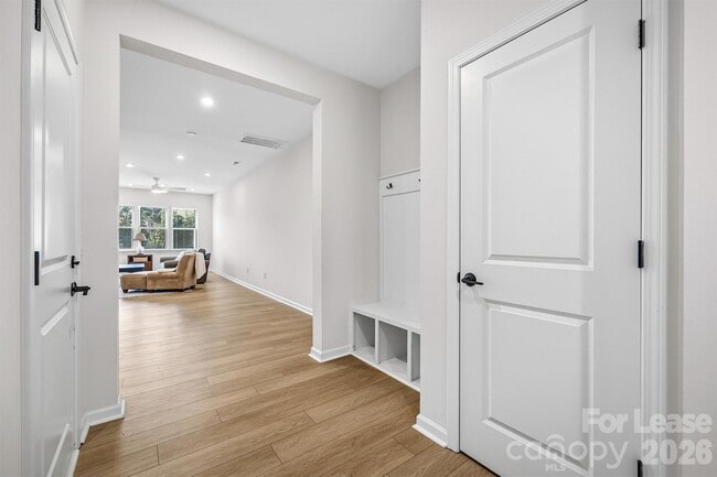 Building Photo - 217 Brks Spgs Dr