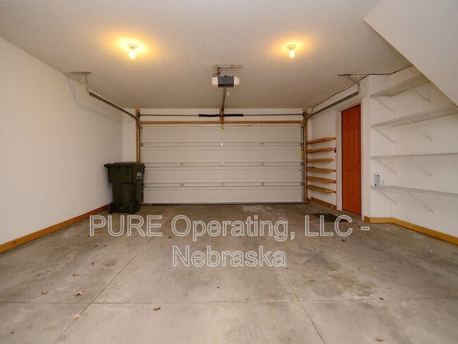 Building Photo - 16767 Laurel Plaza
