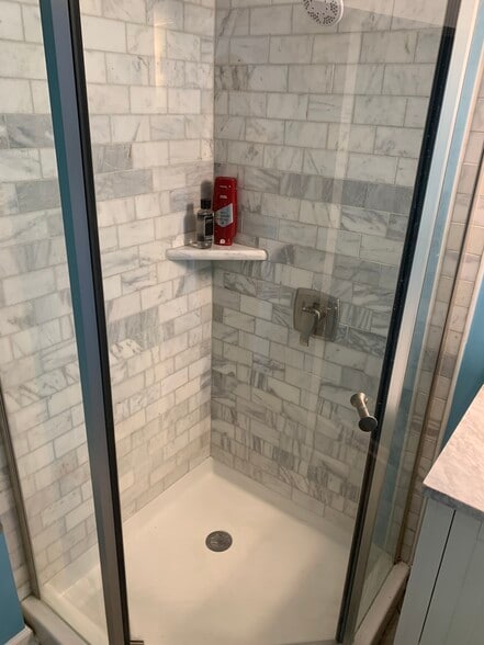 Building Photo - 2541 Bittersweet Ln