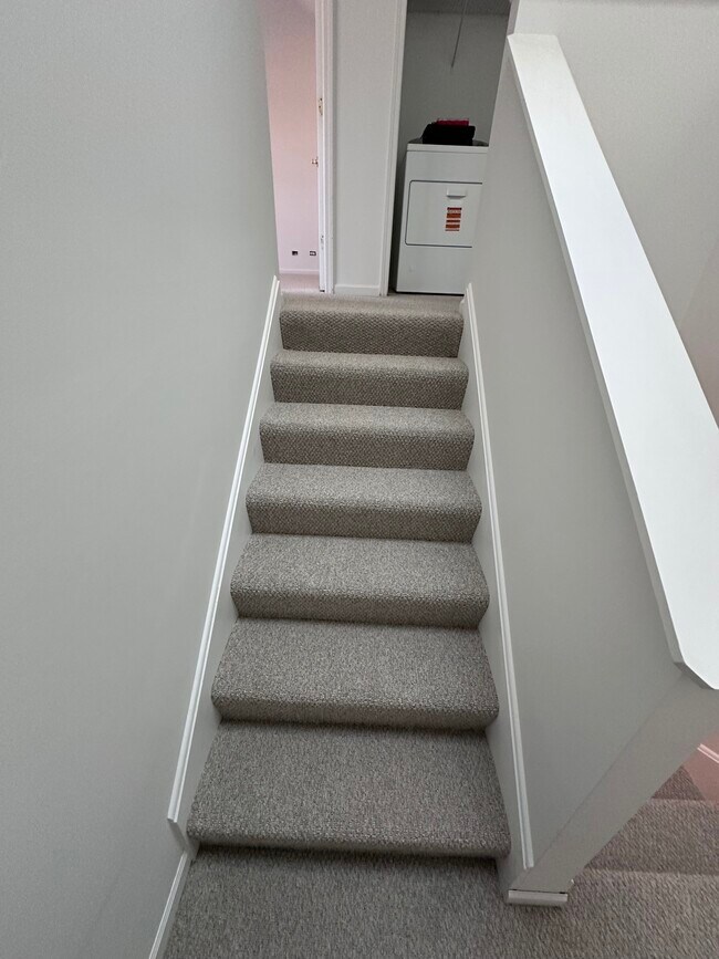 Building Photo - 408 N Madison St