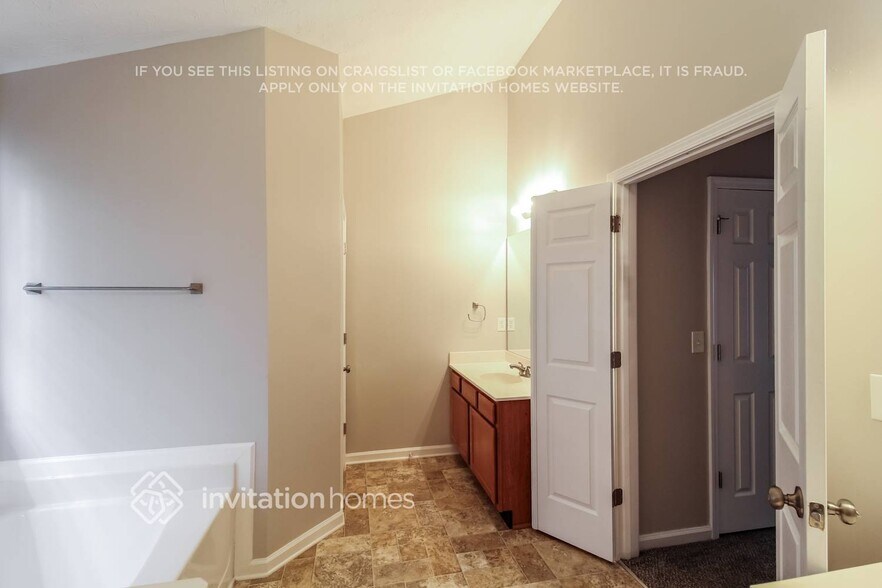 Building Photo - 4440 Plantation Mill Tr NE