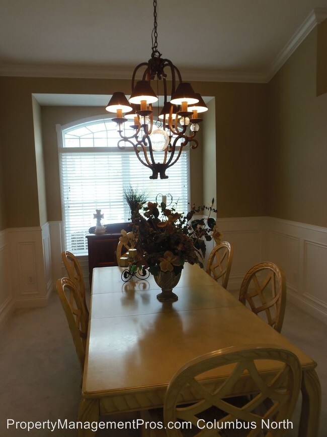 Building Photo - 3 br, 2.5 bath House - 7518 Scioto Parkway