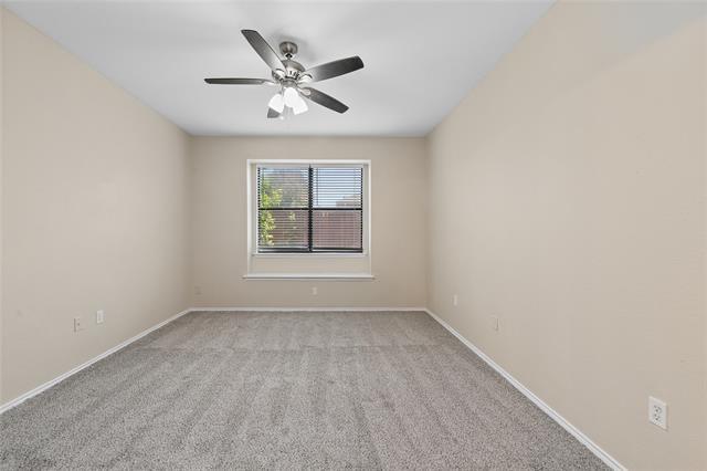 Building Photo - 240 Northwood Dr