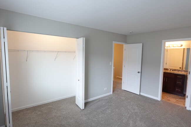 Building Photo - 1996 Georgetown Ln