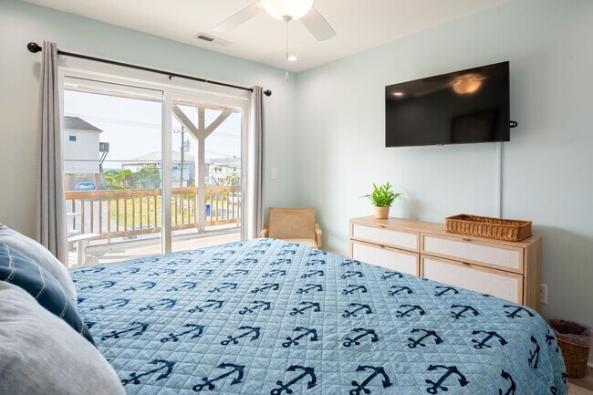 Building Photo - PLAN AND SECURE YOUR WINTER GETAWAY NOW, W...