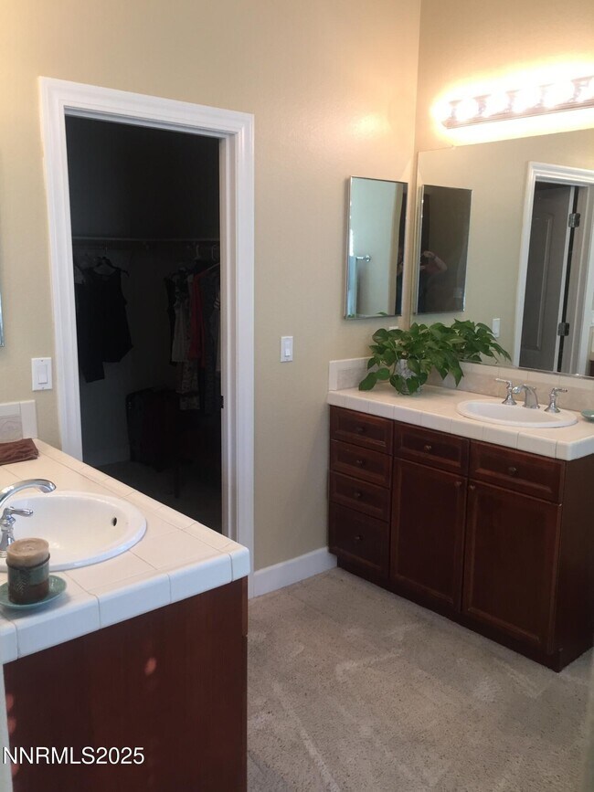 Building Photo - 5939 Quintessa Ct