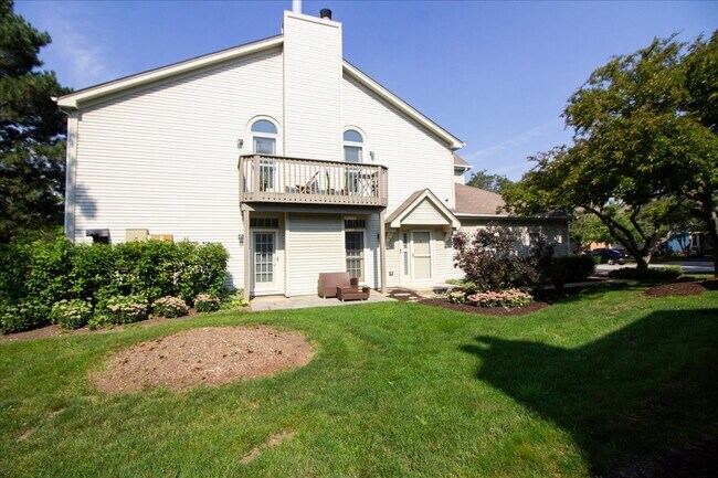 Building Photo - 1216 Tennyson Ln