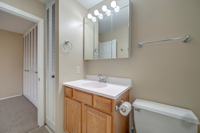 Building Photo - 46 Ingleshire Rd